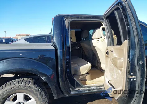 2005 Nissan Frontier Se из США, поврежденный, VIN 1N6AD07U35C441562